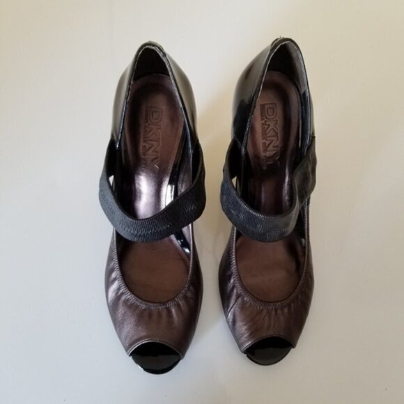 DKNY Peeptoe shoes - Picture 2 of 4